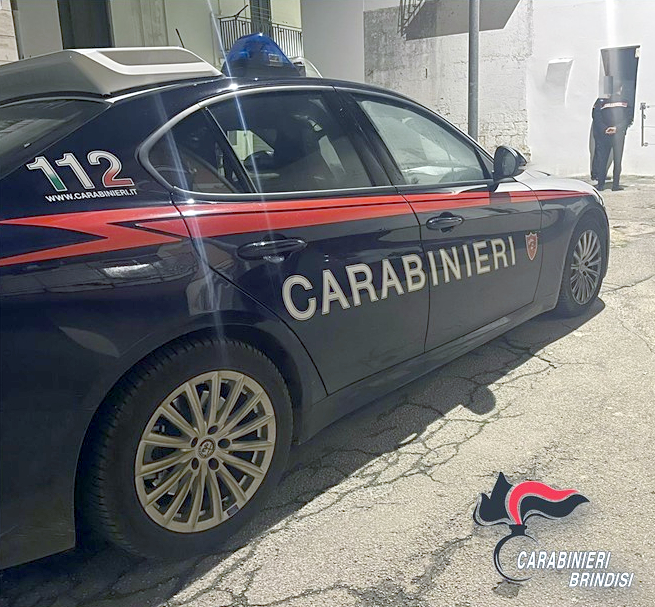 carabinieri_auto_gen_24.jpg