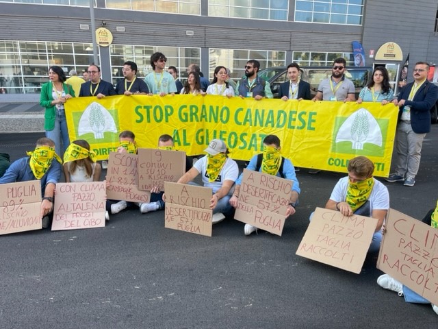 coldiretti_Flash_mob_giovani_agricoltori_contro_grano_estero.jpg