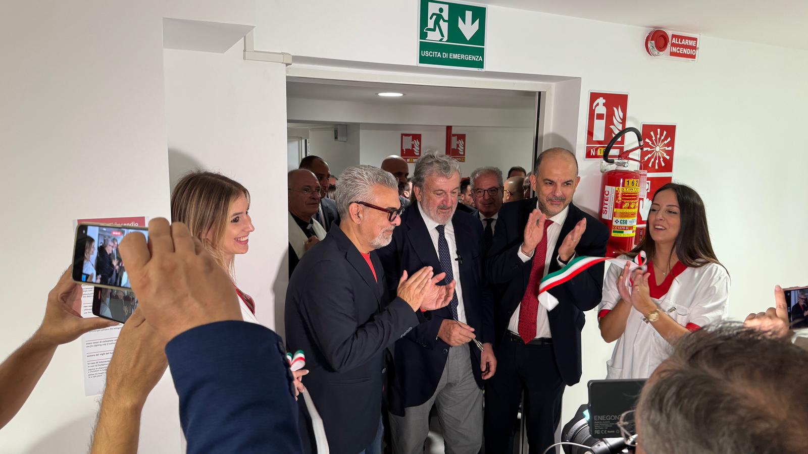 hospice_mesagne_inaugurazione_1.jpg