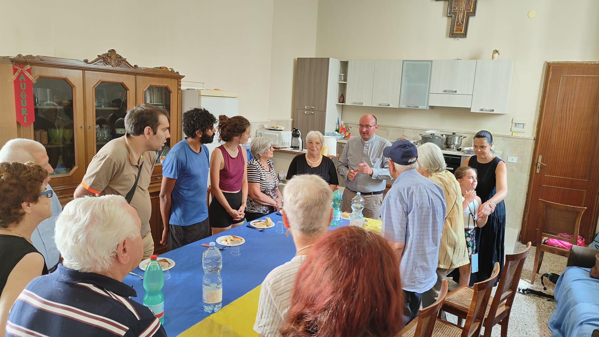 pranzo_speciale_nella_Sala_della_Fraternità_della_Cattedrale_di_Brindisi_5.jpg