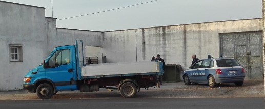 polizia in masseria