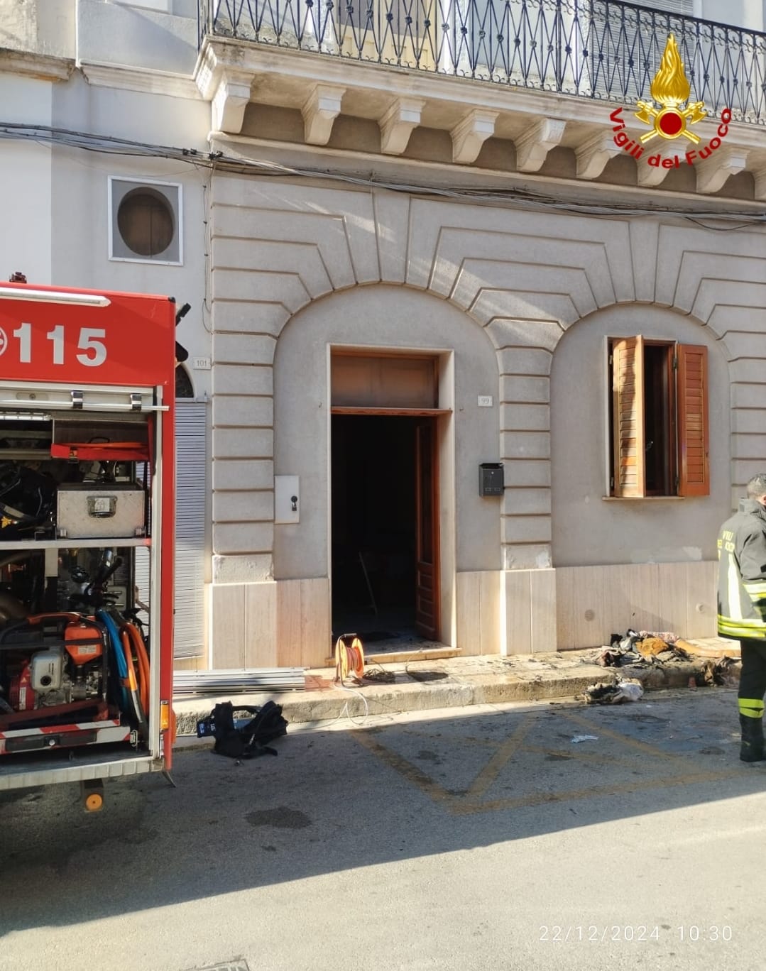 vigili_del_fuoco_incendio_abitazione_san_vito_dic24_2.jpg