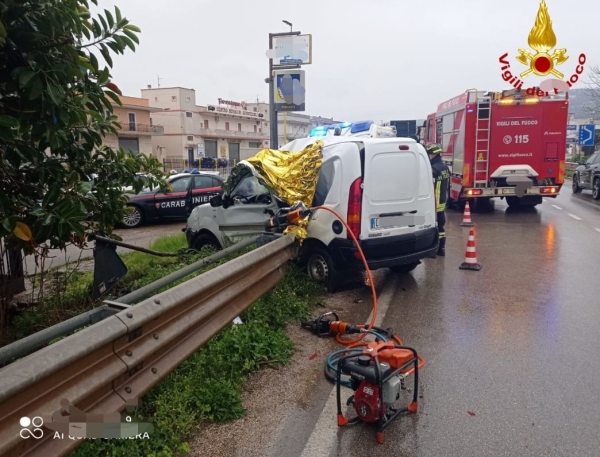 Tragico incidente stradale: deceduto il conducente