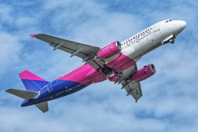 Cancellati i voli Wizzair Bari Torino e ritorno, ai passeggeri 250 euro