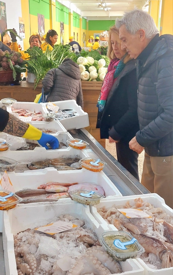 COLDIRETTI PUGLIA, E’ RECORD ARRIVI PESCE STRANIERO; OCCHIO AD INGANNI