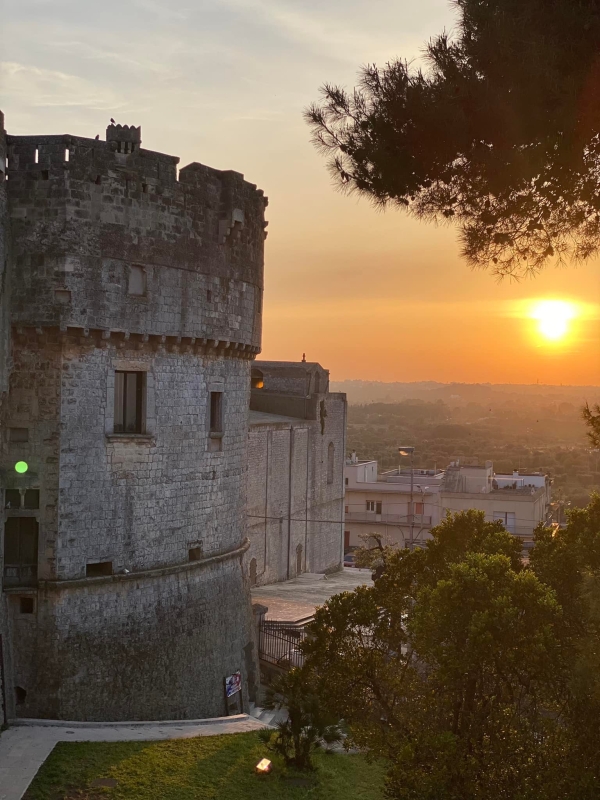 ECCO I NUOVI ORARI DI VISITA DEL CASTELLO DI CAROVIGNO