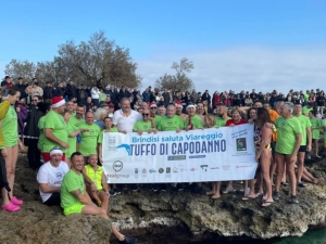 Tuffo di Capodanno 2025: devoluti 5.600 euro