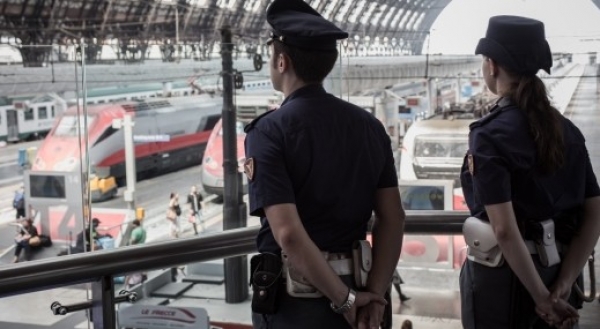 Polizia: 7 indagati e oltre 3.700 persone controllate