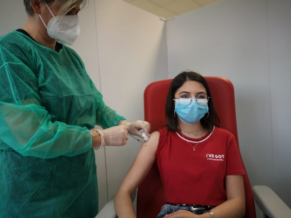 Asl Brindisi. Oggi 300 studenti vaccinati