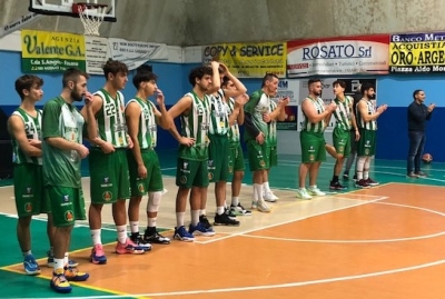 BASKET FASANO - MENS SANA MESAGNE = 92-71