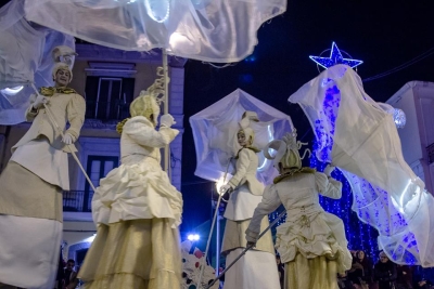 Trampolieri Fleur, parata di artisti di strada - lunedì 19 dicembre a Mesagne