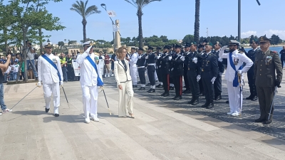 Brindisi e il 77° anniversario della fondazione della Repubblica