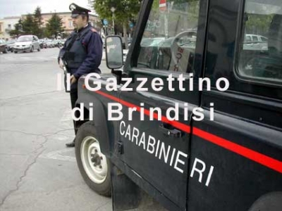 Rifiuta di fornire le generalità, denunciata