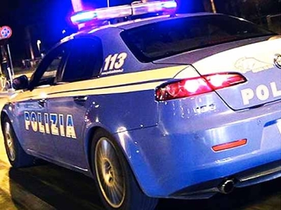 La Polizia di Stato arresta due rapinatori nella flagranza di reato