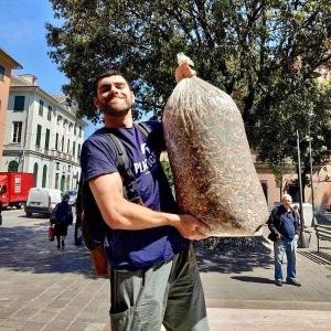 PUGLIA: RIMUOVERE 200 KG DI MOZZICONI DI SIGARETTE PER CELEBRARE LA GIORNATA DELL’AMBIENTE