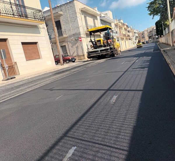 Lavori pubblici in via dei Mulini