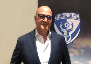 BRINDISI FC, IL PRESIDENTE ROMA: «TUTTI ALLO STADIO!»