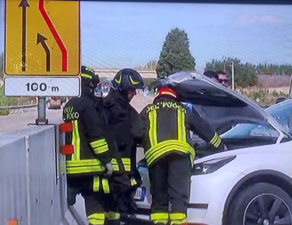 Tre incidenti sulla Superstrada Brindisi - Lecce con tre feriti