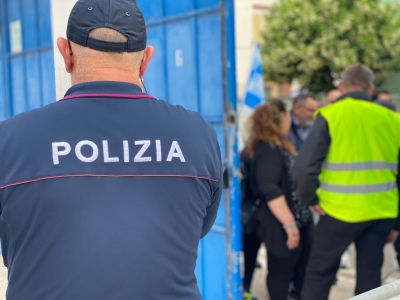 La polizia emette 8 Daspo