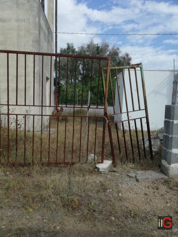 Mesagne. Cancello e cisterna idrica a rischio. L&#039;appello al sindaco Matarrelli