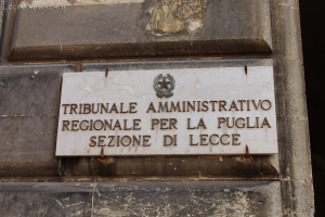 Sentenza TAR di Lecce blocca nuove antenne di telefonia