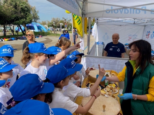 SPORT E ALIMENTAZIONE: COLDIRETTI PUGLIA, PIT STOP 100% MADE IN ITALY PER 3000 BABY PALLAVOLISTI