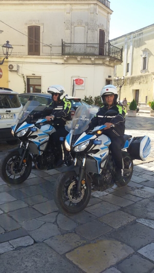 MESAGNE. Controlli della polizia locale sull&#039;inciviltà degli automobilisti