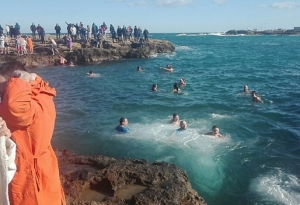 Tuffo di Capodanno 2021. Brindisi e Viareggio rinviano l&#039;evento al Capodanno 2022