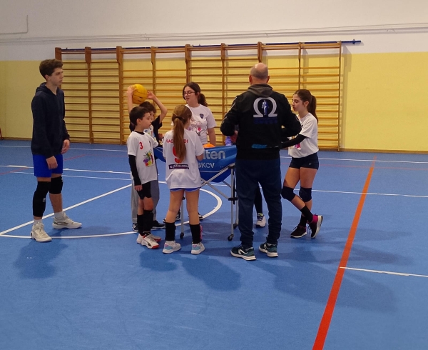 La SS.Annunziata Volley Mesagne viaggia a tutta forza