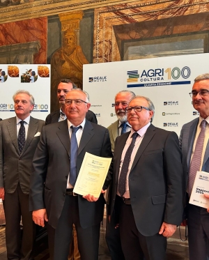 PREMIO AGRICOLTURA 100: PRIMO PREMIO A PEZZAVIVA PER SOSTENIBILITÀ E INNOVAZIONE