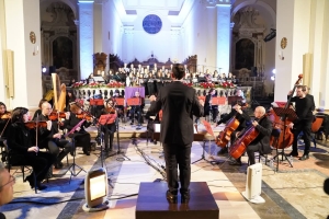 ARMONIE SOTTO L’ALBERO - SABATO IL CONCERTO DI NATALE DEL CORO POLIFONICO ARCIVESCOVILE “SAN LEUCIO” DI BRINDISI