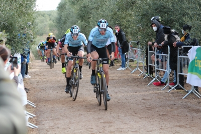 Ciclocross “anti Covid” tra gli ulivi secolari