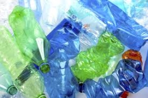 Mesagne. In interi quartieri il rifiuto della plastica non è stato ritirato, la protesta dei residenti