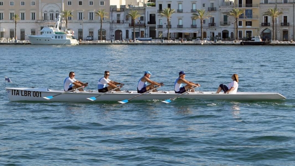 DOMENICA 9 OTTOBRE REGATA REGIONALE APERTA DI CANOTTAGGIO NEL SENO DI PONENTE