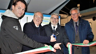 LEGA NAVALE. FESTA DI FINE ANNO E INAUGURAZIONE ECO COMPATTATORE PET