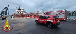 Arrivata a Brindisi l&#039;Ocean Viking con un gruppo di migranti (Le foto)