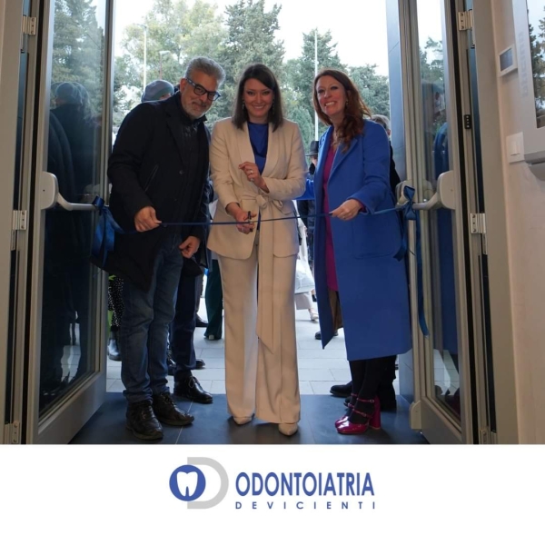 Mesagne, inaugurato ieri lo studio &quot;Odontoiatria Devicienti&quot;