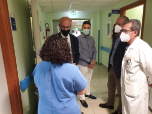 Ospedale Camberlingo, l&#039;assessore regionale Lopalco e il direttore generale Pasqualone in visita ai nuovi reparti e cantieri